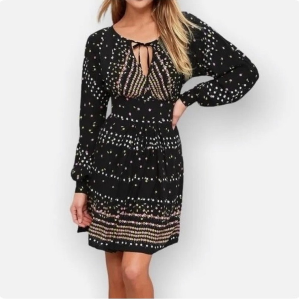 Free People Coryn Black Print Long Sleeve Dress
Size 4